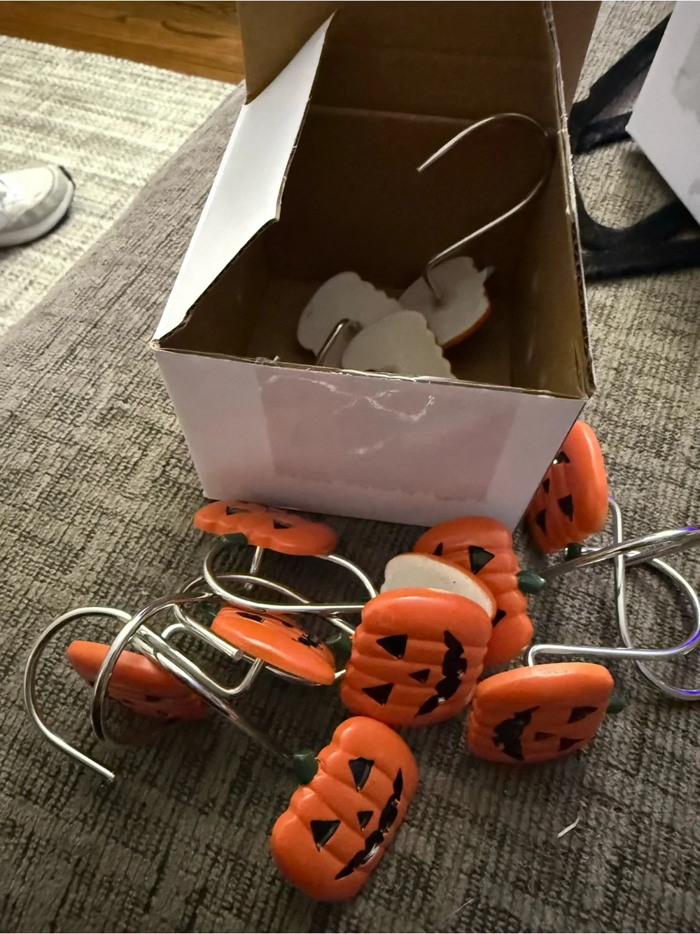 Halloween jack o lantern shower curtain hooks
